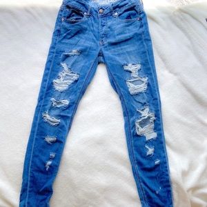 american eagle ripped jeans